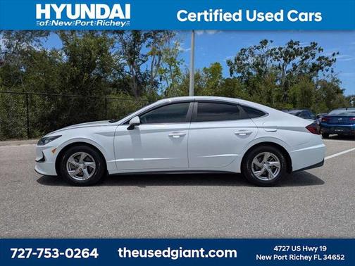 2022 Hyundai SONATA SE