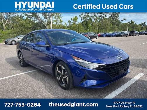 2023 Hyundai ELANTRA SEL