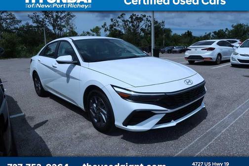 2024 Hyundai ELANTRA SEL