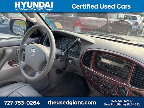 2005 Toyota Sequoia SR5