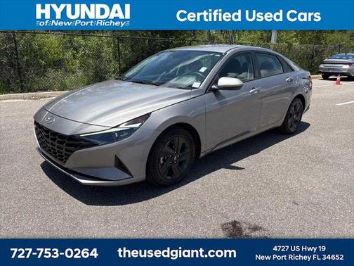 2022 Hyundai ELANTRA SEL