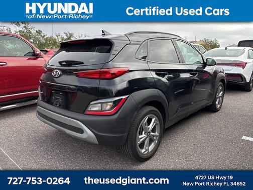 2023 Hyundai KONA SEL