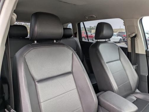 2018 Volkswagen Tiguan 2.0T SE