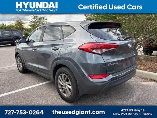 2017 Hyundai TUCSON SE