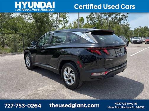 2024 Hyundai TUCSON SE