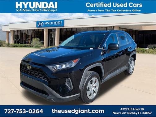 2021 Toyota RAV4 LE