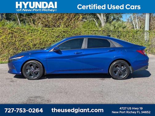 2023 Hyundai ELANTRA SEL