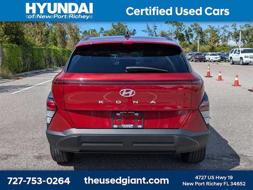 2024 Hyundai KONA SEL