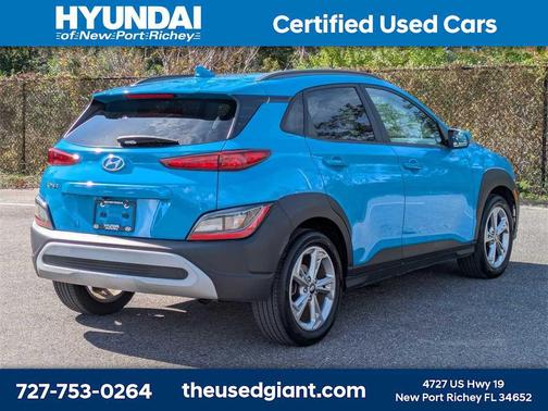 2023 Hyundai KONA SEL