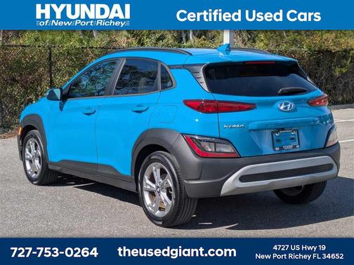 2023 Hyundai KONA SEL