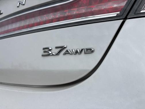 2016 Lincoln MKZ Base