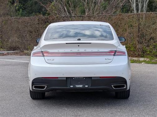 2016 Lincoln MKZ Base