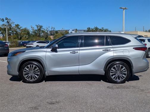 2020 Toyota Highlander Platinum