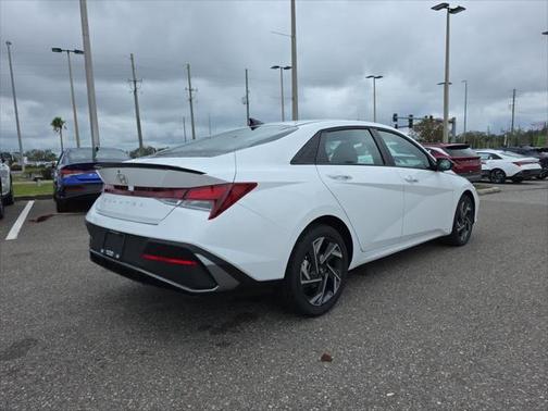 2025 Hyundai ELANTRA Sport