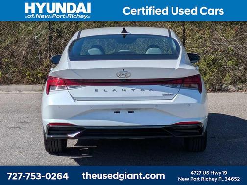 2022 Hyundai ELANTRA Limited