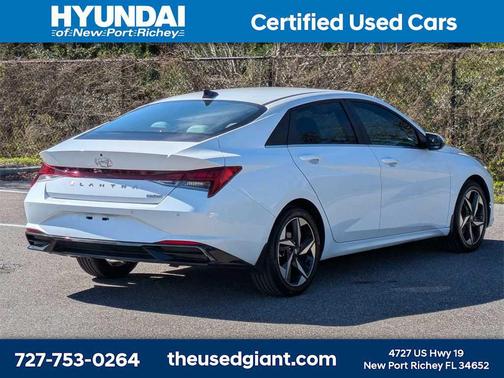 2022 Hyundai ELANTRA Limited