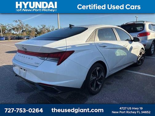 2022 Hyundai ELANTRA Limited