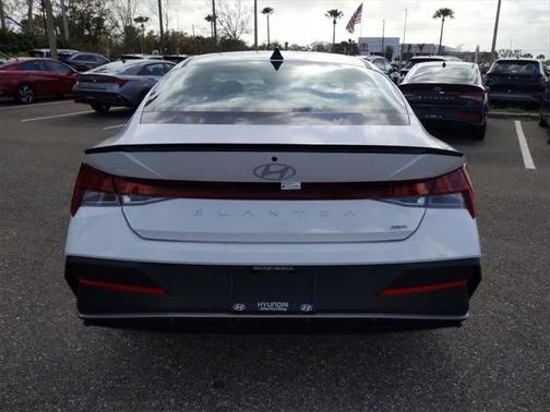 2025 Hyundai ELANTRA Sport