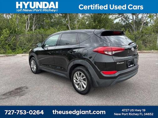 2017 Hyundai TUCSON SE