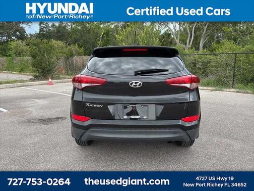 2017 Hyundai TUCSON SE