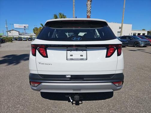 2025 Hyundai TUCSON SE