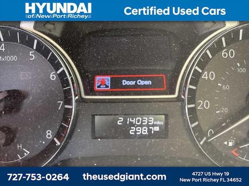 2013 Nissan Pathfinder SV