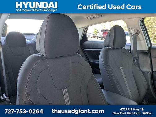 2021 Hyundai ELANTRA SE