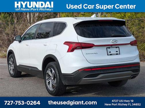 2021 Hyundai SANTA FE SE