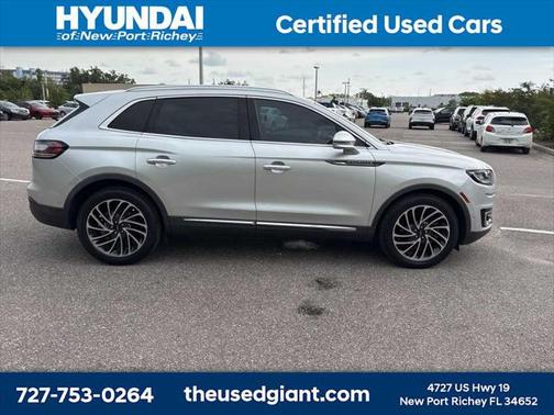 2019 Lincoln Nautilus Reserve
