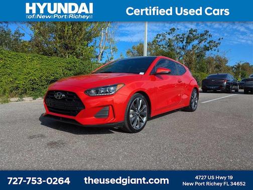 2020 Hyundai Veloster 2
