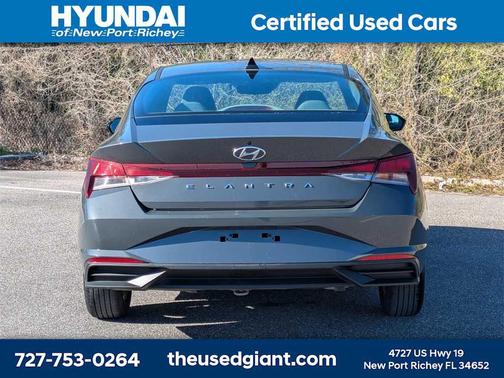 2023 Hyundai ELANTRA SE