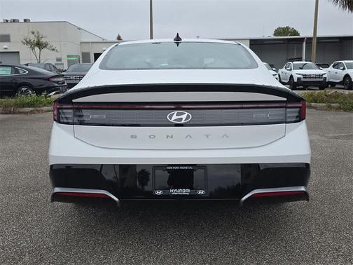 2026 Hyundai SONATA SEL