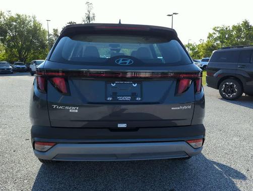 Ecotronic Gray 2026 Hyundai TUCSON Hybrid Blue SE