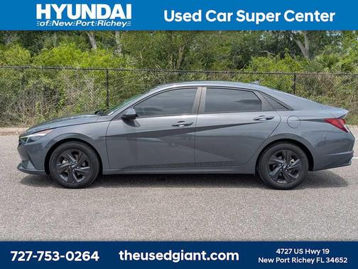 Ecotronic Gray 2023 Hyundai ELANTRA SEL