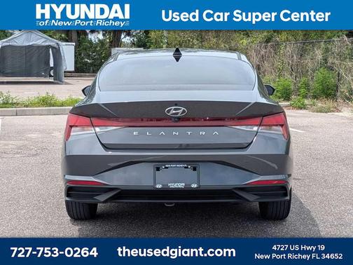 Ecotronic Gray 2023 Hyundai ELANTRA SEL