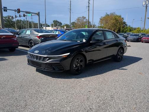 2026 Hyundai ELANTRA Sport