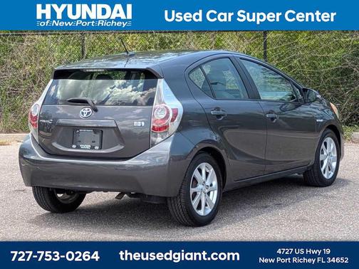 Magnetic Gray Metallic 2012 Toyota Prius c Four