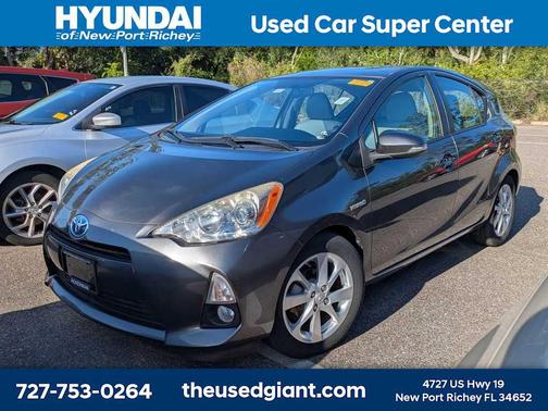 Magnetic Gray Metallic 2012 Toyota Prius c Four