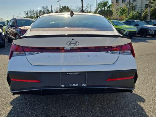 2026 Hyundai ELANTRA Sport