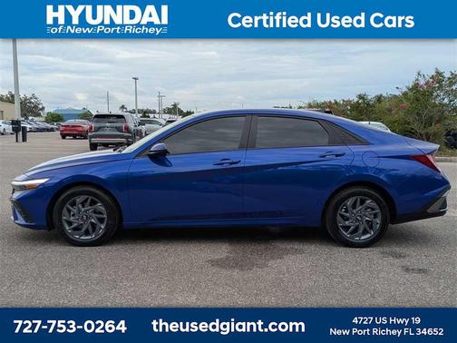 2024 Hyundai ELANTRA SEL
