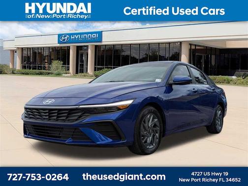 2024 Hyundai ELANTRA SEL