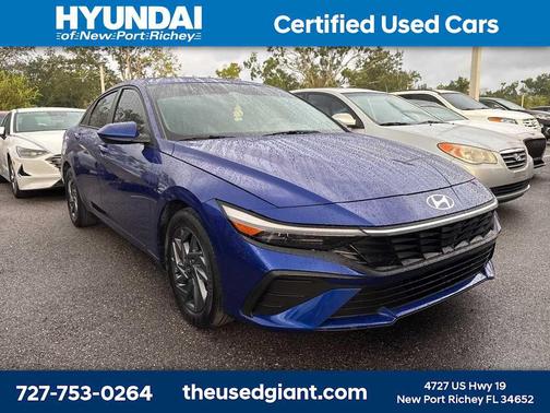 2024 Hyundai ELANTRA SEL