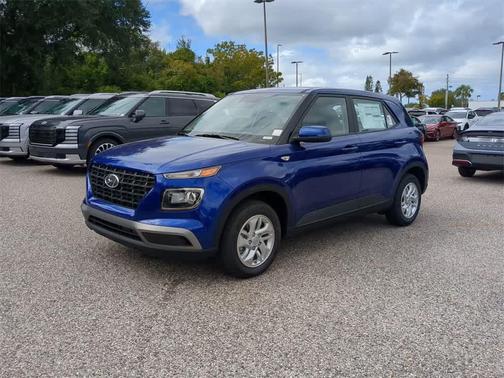 2026 Hyundai VENUE SE