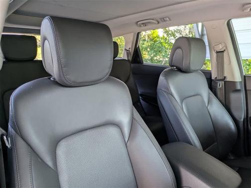 2018 Hyundai SANTA FE SE Ultimate