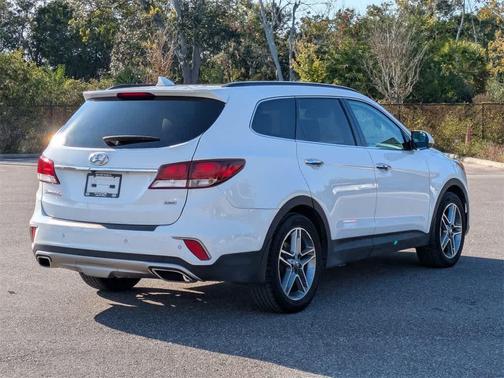 2018 Hyundai SANTA FE SE Ultimate