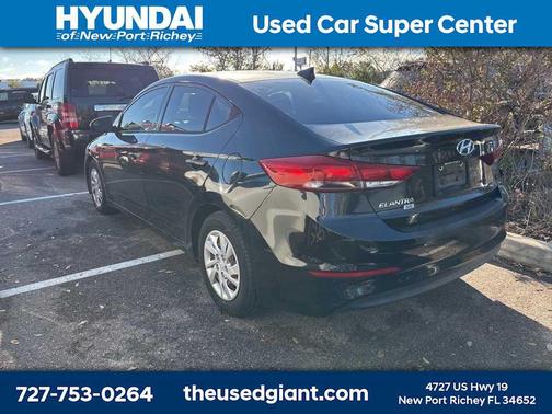 2017 Hyundai ELANTRA SE