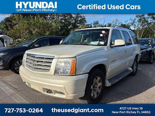 2005 Cadillac Escalade Base
