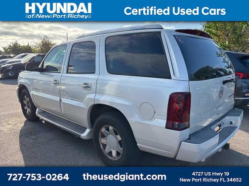 2005 Cadillac Escalade Base