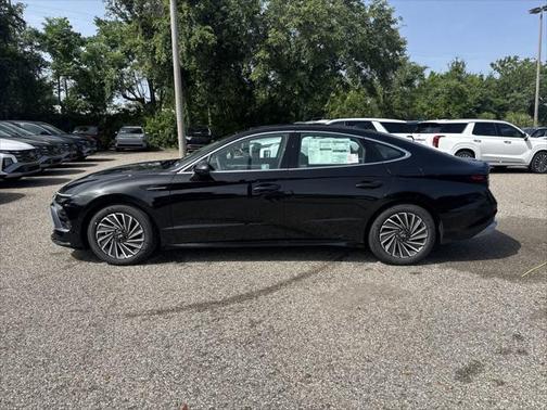 2025 Hyundai SONATA Hybrid Limited
