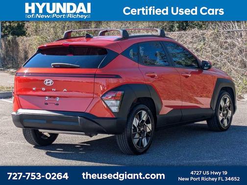 2024 Hyundai KONA SEL